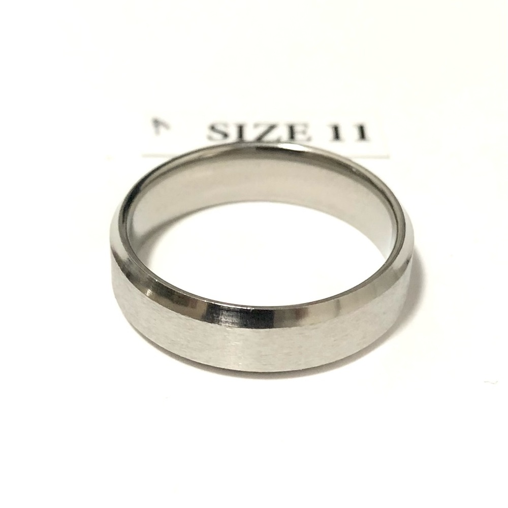 Ring Silver Tone Size 11